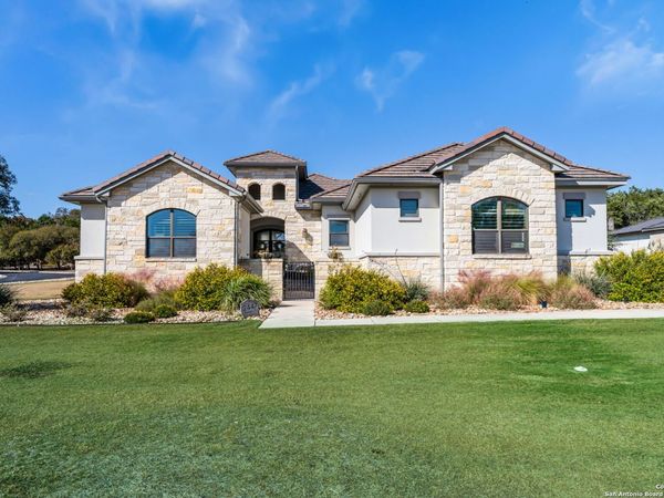 2447 Wallaby Circle, New Braunfels, TX 78132