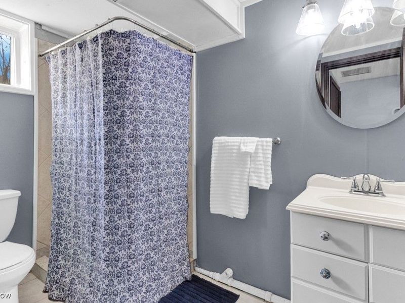 27 Delaware Trail, Malvern, OH 44644 Photo 20