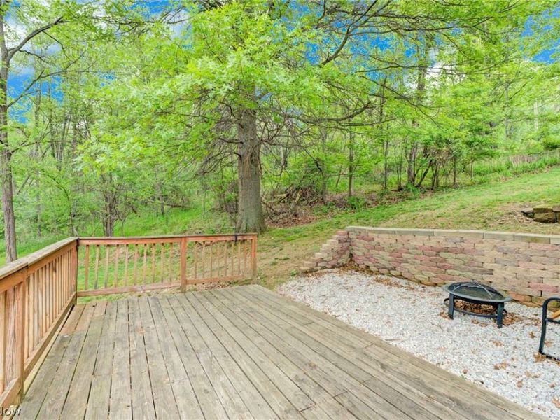 27 Delaware Trail, Malvern, OH 44644 Photo 29