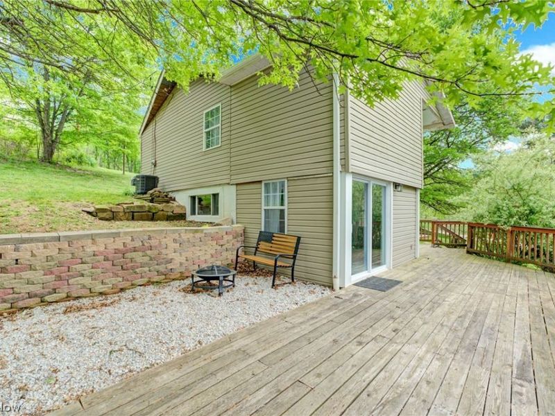 27 Delaware Trail, Malvern, OH 44644 Photo 31