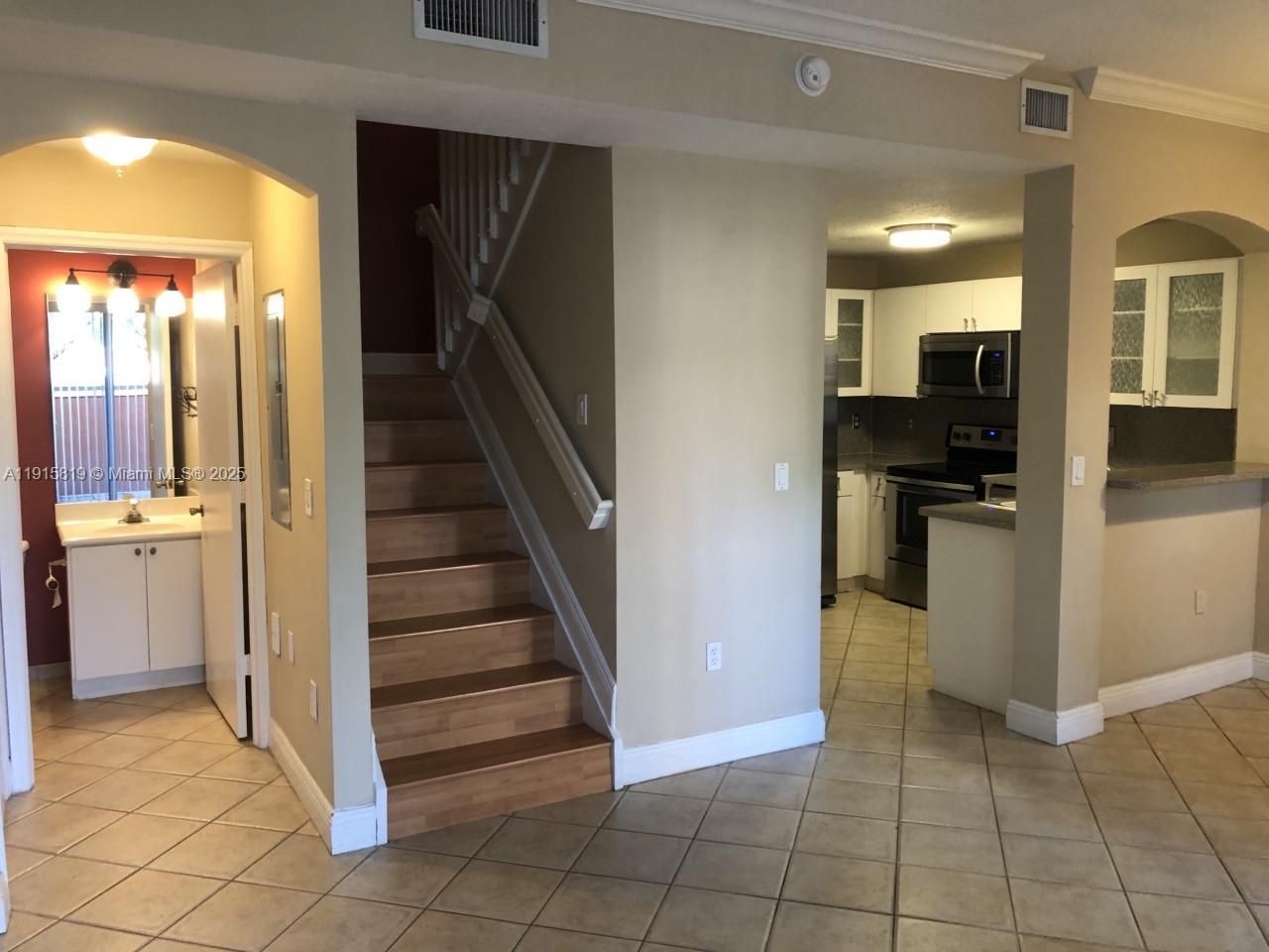 6141 NW 115th Pl, Unit 357, Doral, FL 33178 Photo