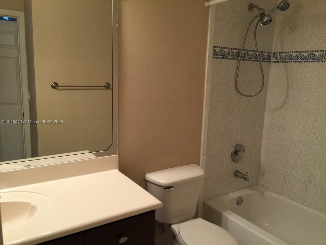 6141 NW 115th Pl, Unit 357, Doral, FL 33178 Photo