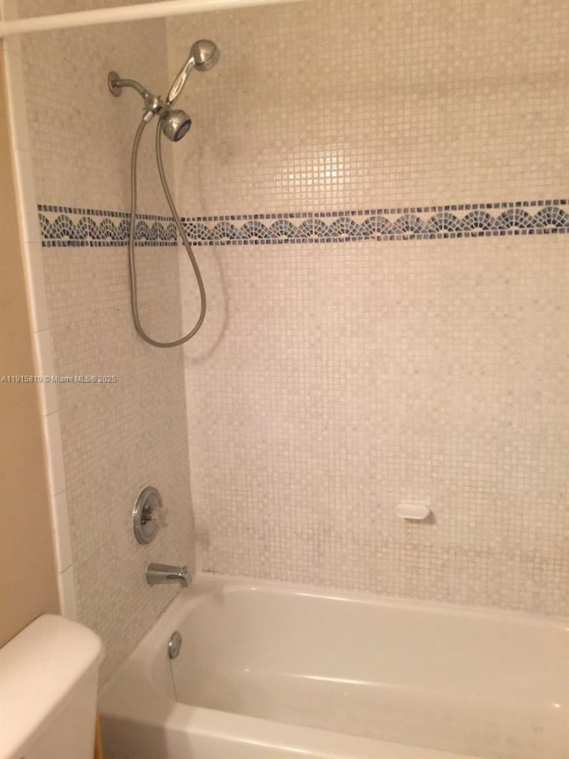 6141 NW 115th Pl, Unit 357, Doral, FL 33178 Photo