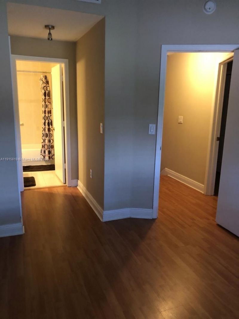 6141 NW 115th Pl, Unit 357, Doral, FL 33178 Photo