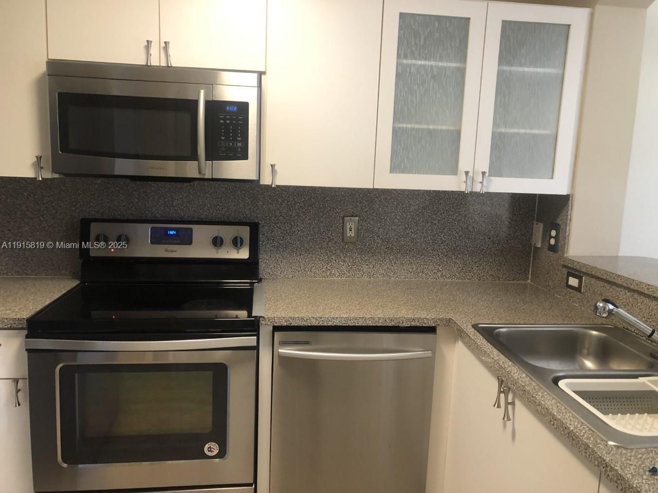 6141 NW 115th Pl, Unit 357, Doral, FL 33178 Photo