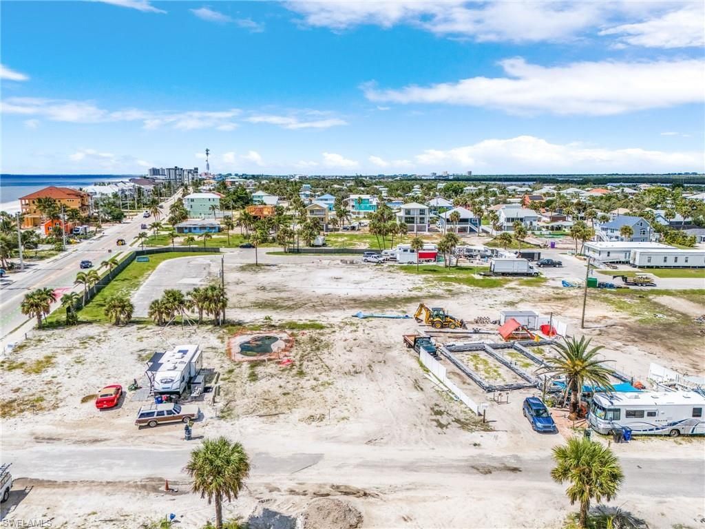 101-103 Andre Mar Dr, Fort Myers Beach, FL 33931 Photo