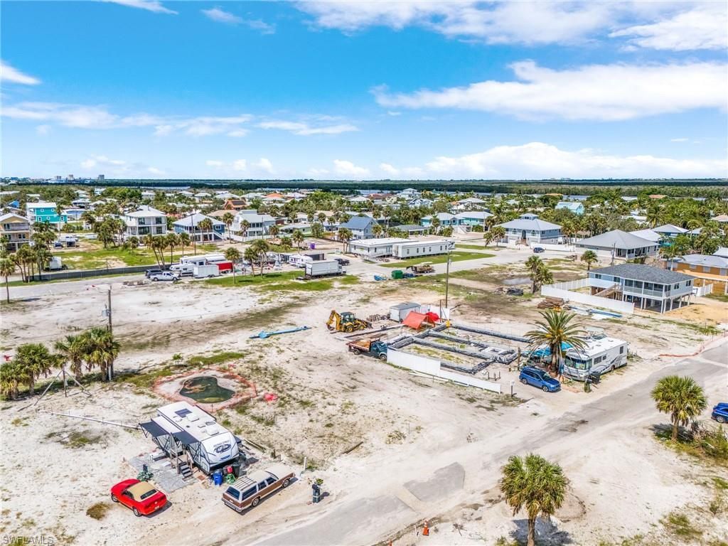 101-103 Andre Mar Dr, Fort Myers Beach, FL 33931 Photo