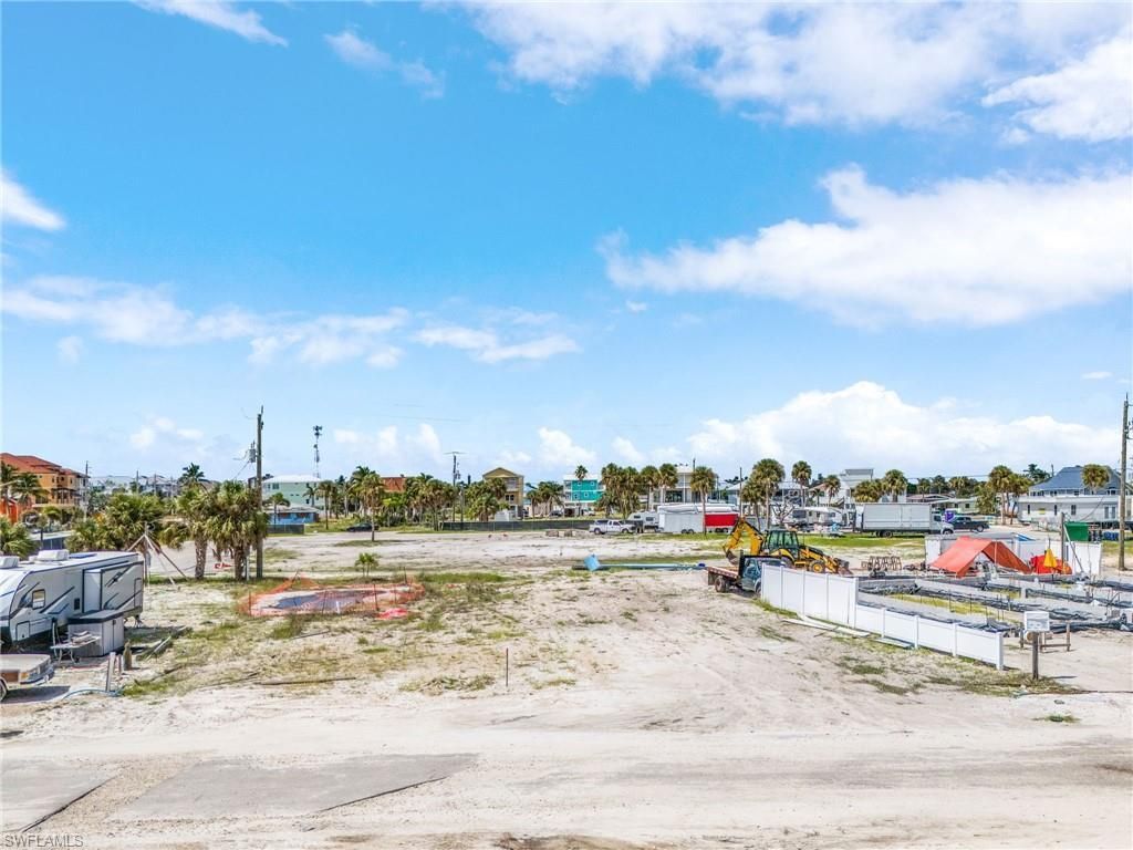 101-103 Andre Mar Dr, Fort Myers Beach, FL 33931 Photo