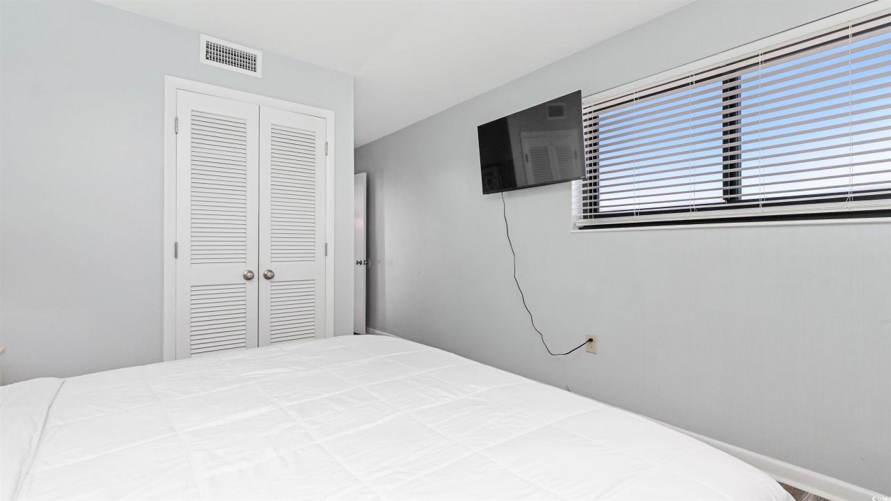 5905 S Kings Hwy. Photo 22