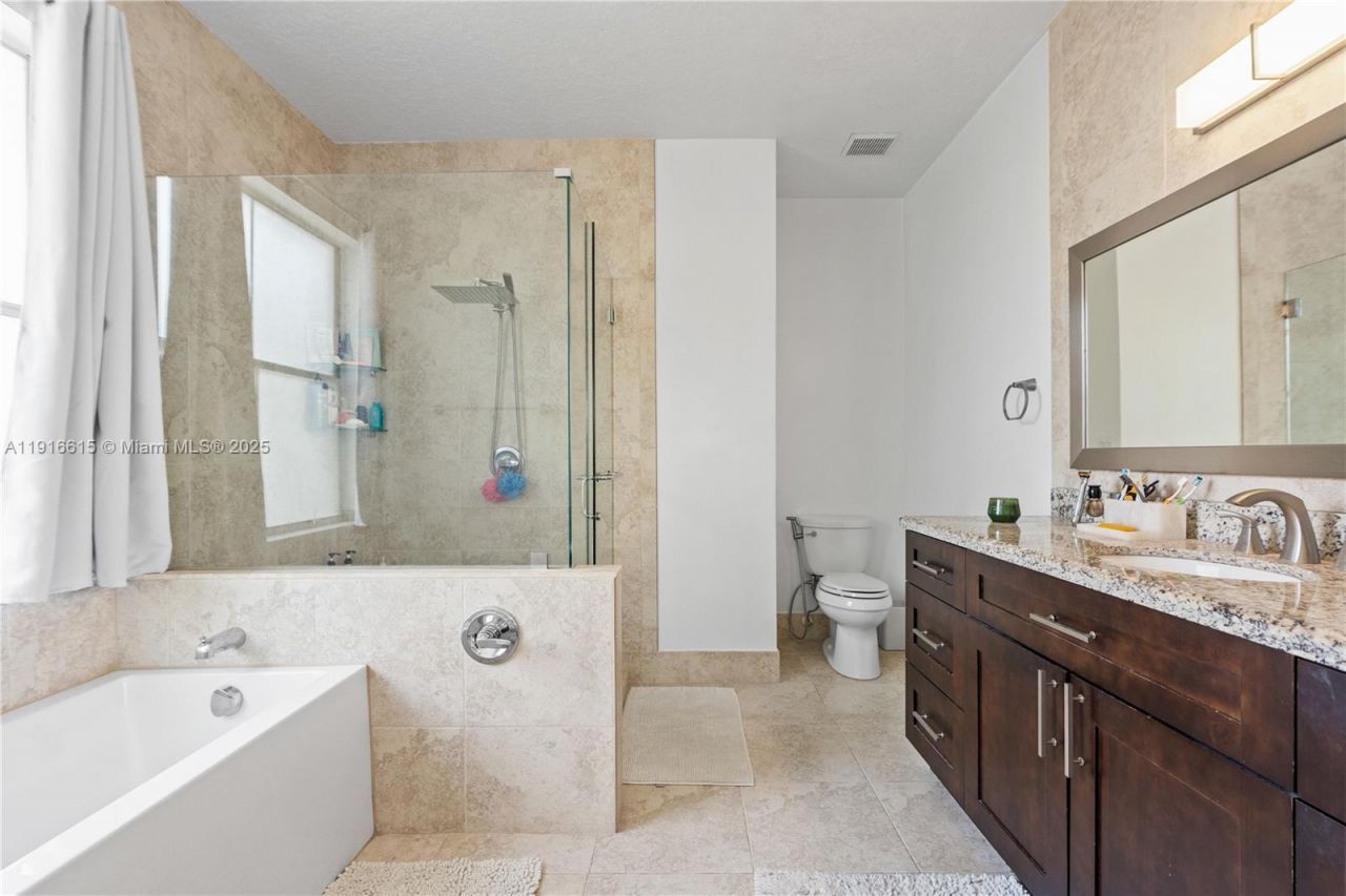 16120 SW 11th St, Pembroke Pines, FL 33027 Photo