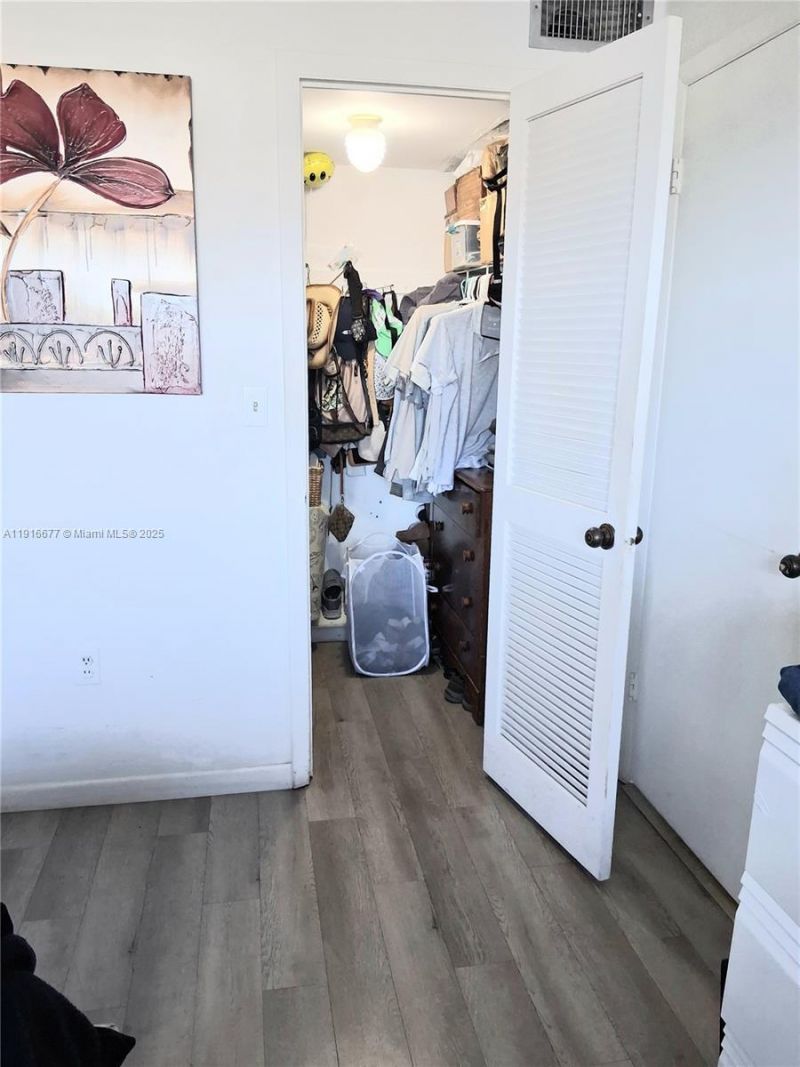 8590 Sunrise Lakes Blvd, Unit 310, Sunrise, FL 33322 Photo