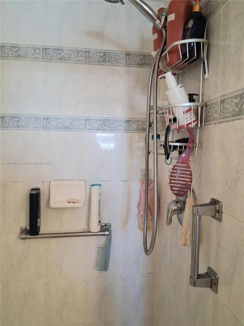 8590 Sunrise Lakes Blvd, Unit 310, Sunrise, FL 33322 Photo