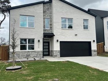 1326 Diceman Avenue, Dallas, TX 75203