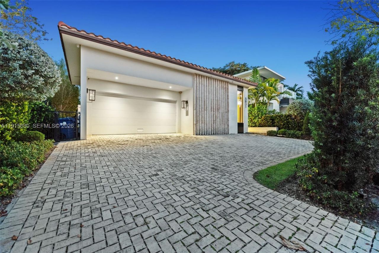 5831 Alton Rd, Miami Beach, FL 33140 Photo