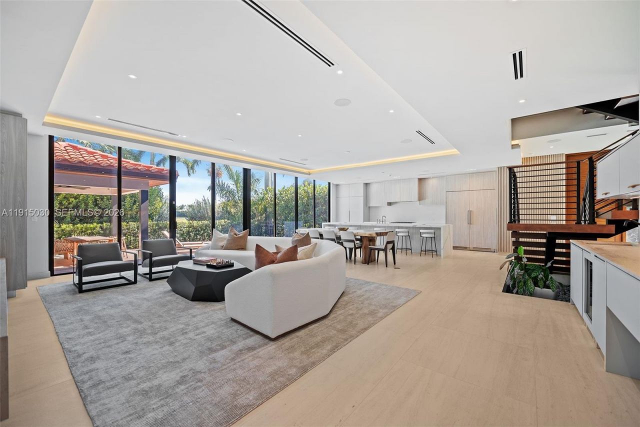 5831 Alton Rd, Miami Beach, FL 33140 Photo