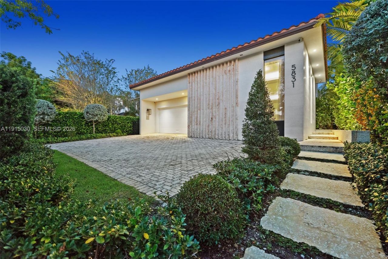 5831 Alton Rd, Miami Beach, FL 33140 Photo