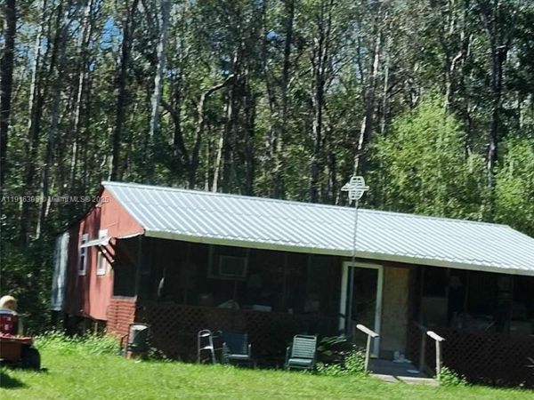 402 Smokehouse, Ponce de Leon, FL 32455