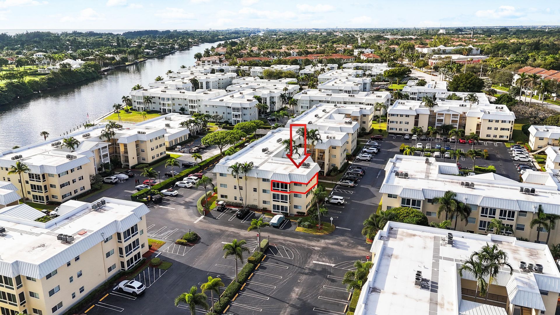 14 Colonial Club Drive, Unit 300, Boynton Beach, FL 33435 Photo