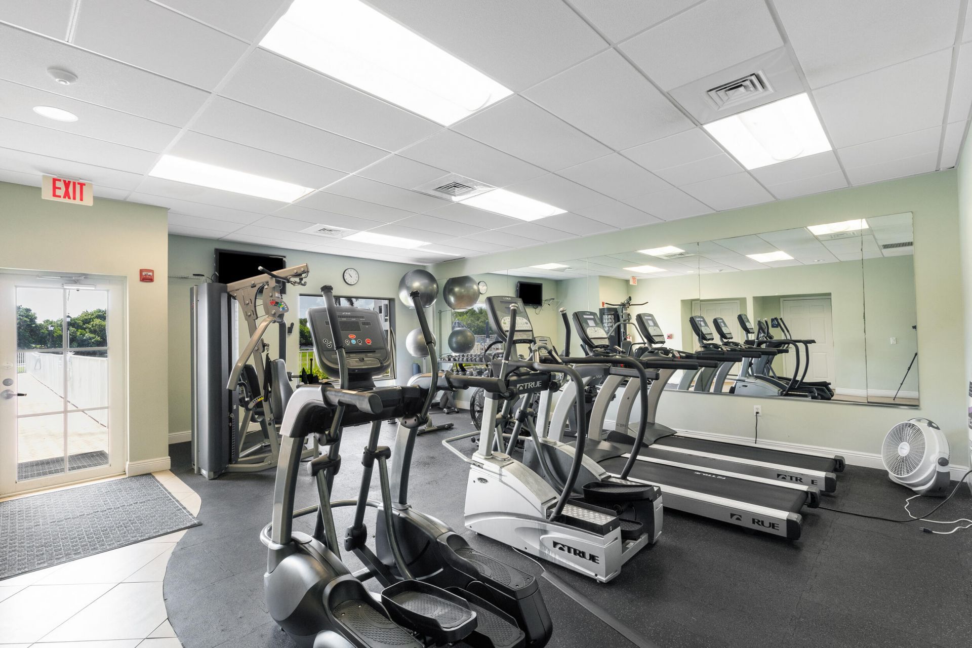 14 Colonial Club Drive, Unit 300, Boynton Beach, FL 33435 Photo