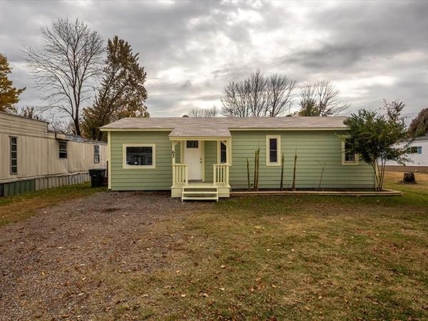 63 E Linden Avenue, Marion, AR 72364