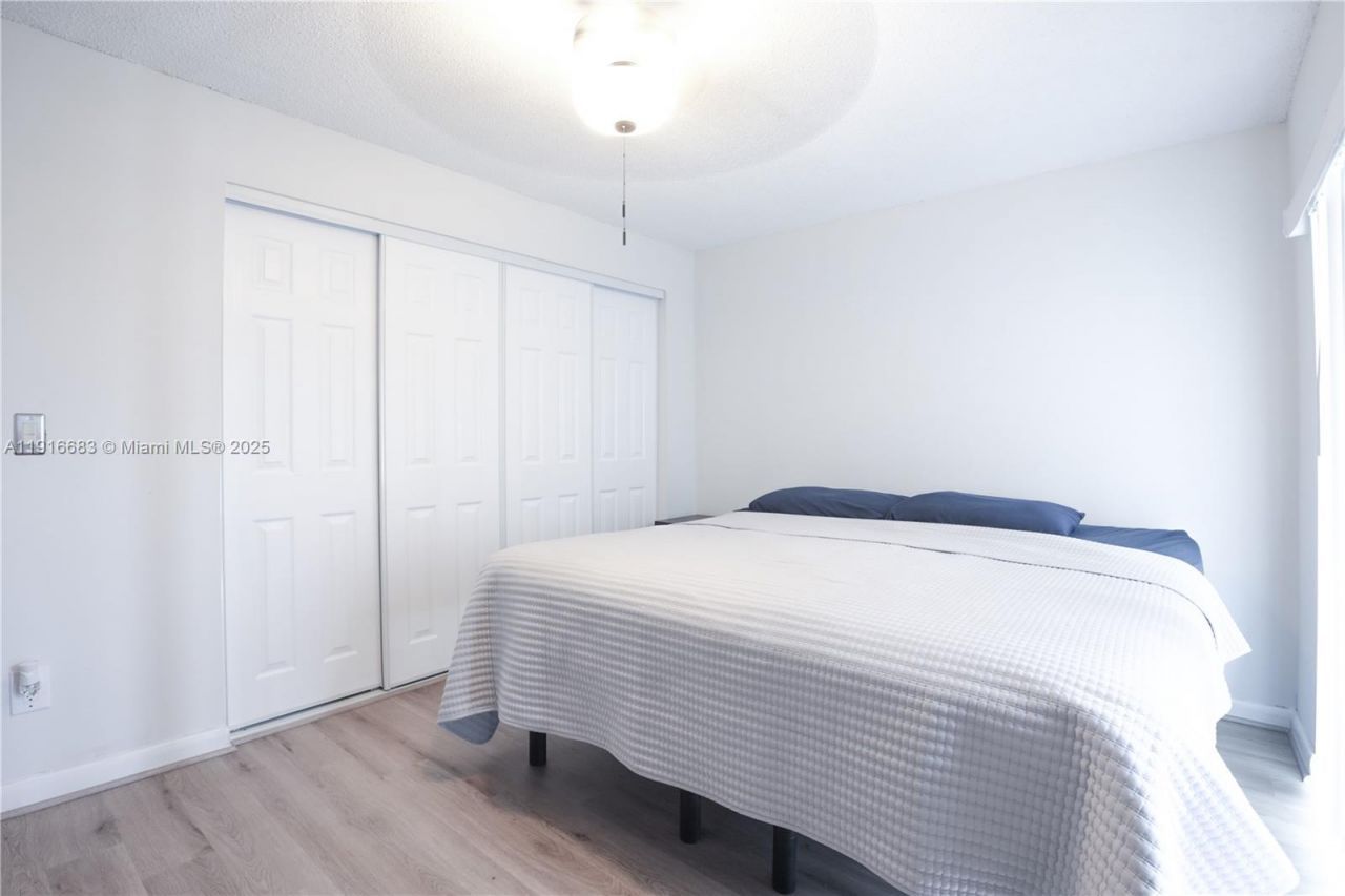 7561 NW 16th St, Unit 2305, Plantation, FL 33313 Photo