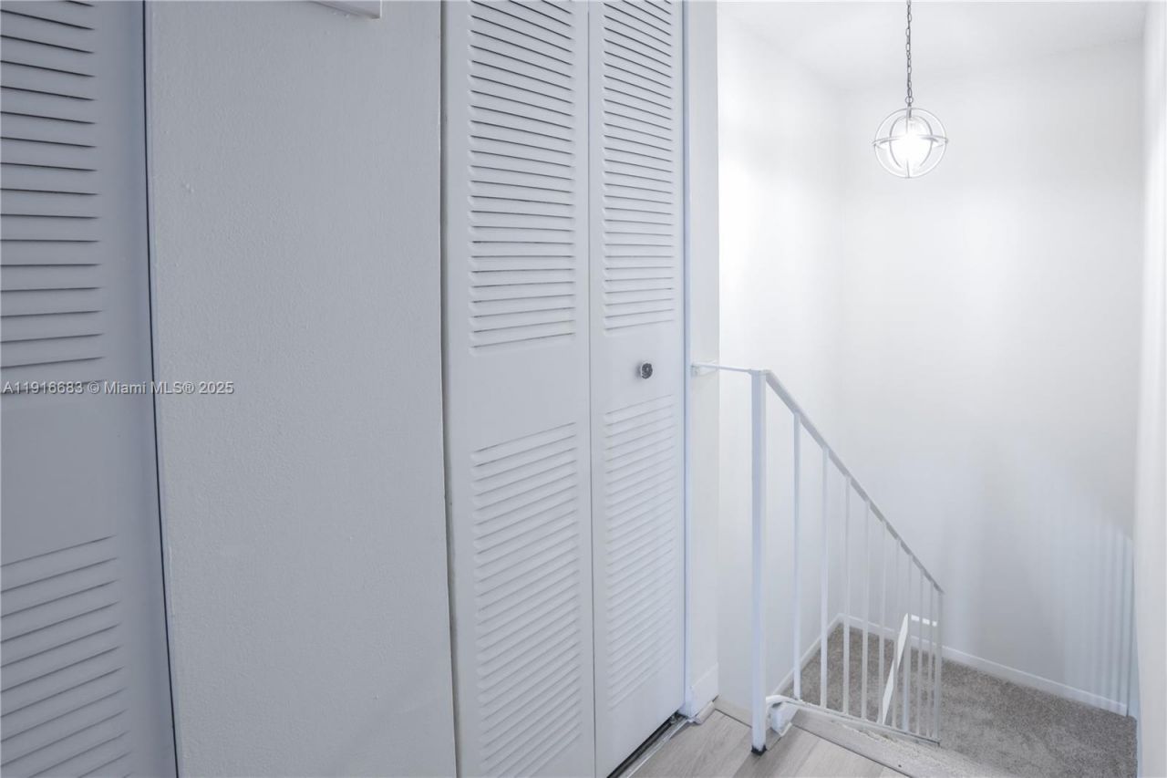 7561 NW 16th St, Unit 2305, Plantation, FL 33313 Photo