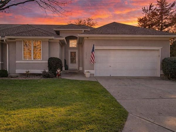 4315 S Davidson Drive, Independence, MO 64055