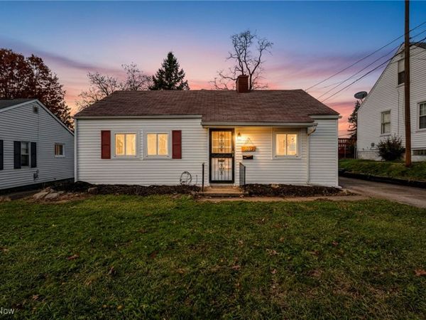 127 Palmetto Avenue, Akron, OH 44301