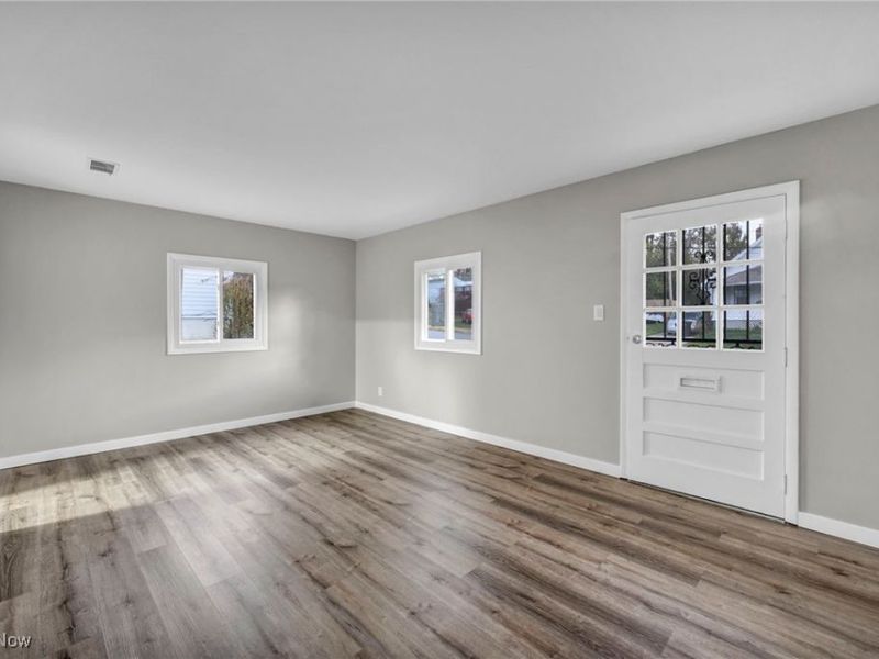 127 Palmetto Avenue, Akron, OH 44301 Photo 10