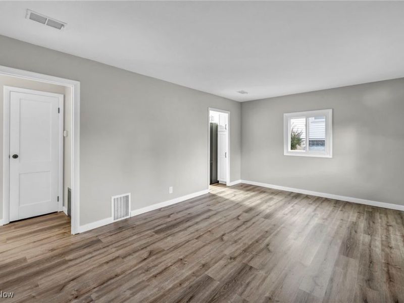 127 Palmetto Avenue, Akron, OH 44301 Photo 8