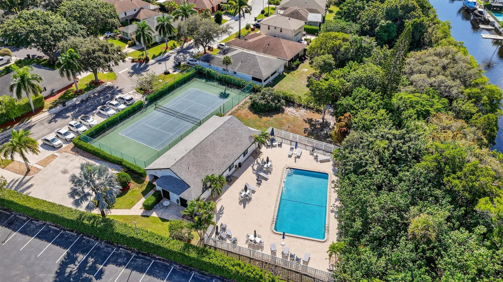 501 SW 1st Street, Boca Raton, FL 33432 Photo