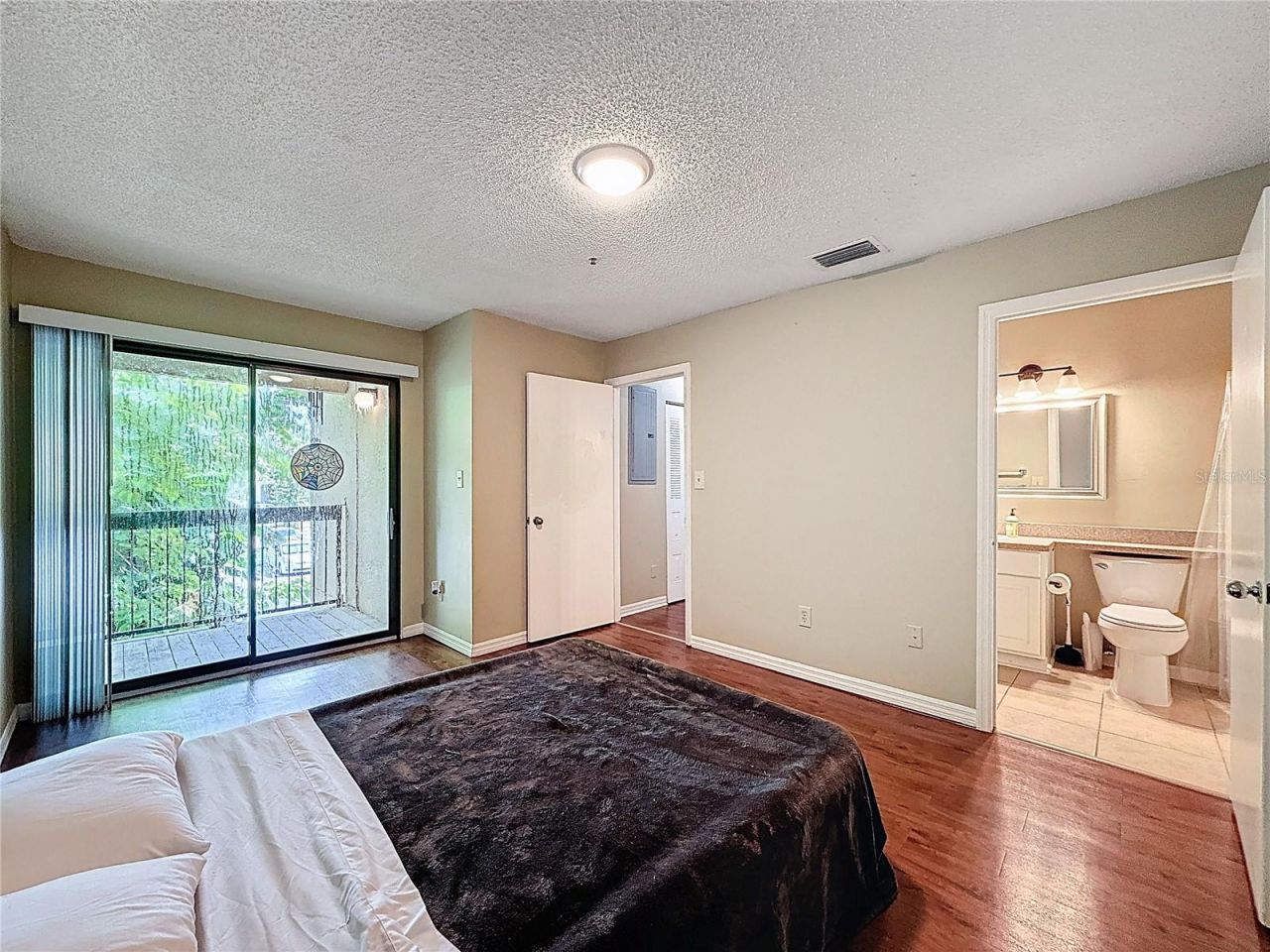 4057 N Crockers Lake Boulevard, Unit 23, Sarasota, FL 34238 Photo