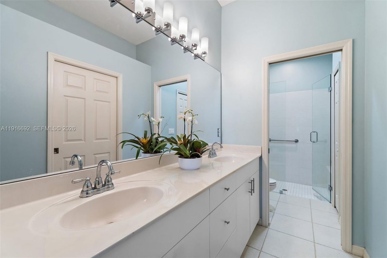 1832 SW Willowbend Ln, Palm City, FL 34990 Photo