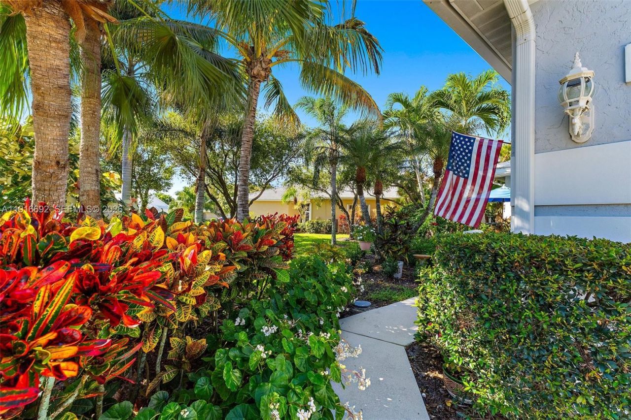 1832 SW Willowbend Ln, Palm City, FL 34990 Photo