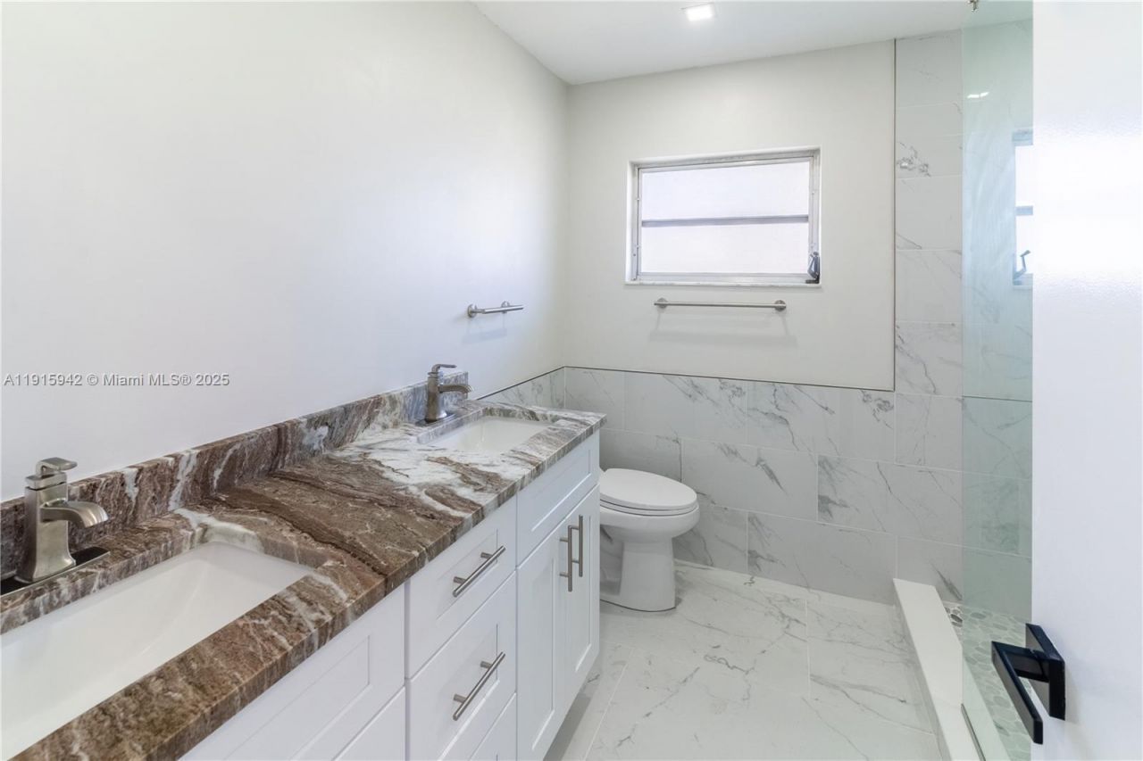 3405 SE 16th Pl., Cape Coral, FL 33904 Photo