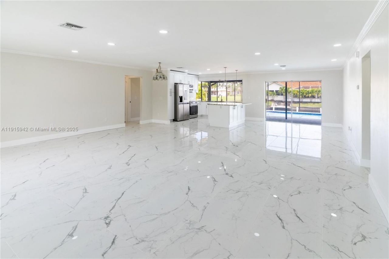 3405 SE 16th Pl., Cape Coral, FL 33904 Photo