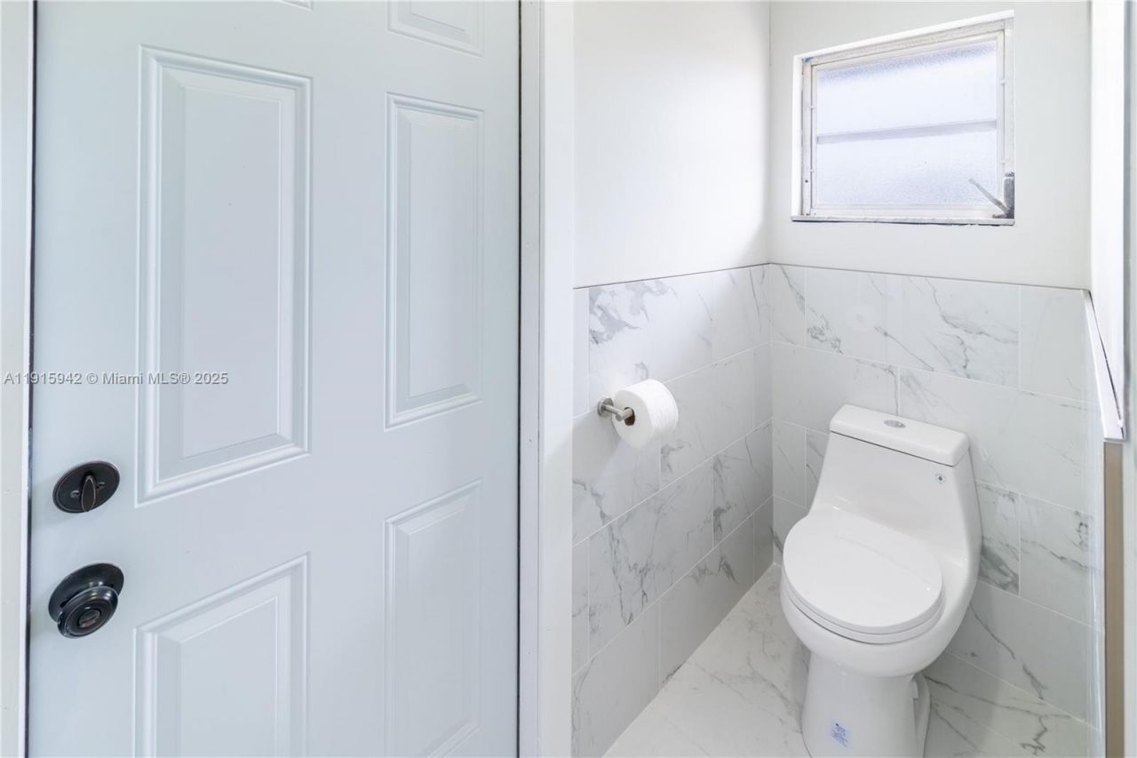 3405 SE 16th Pl., Cape Coral, FL 33904 Photo