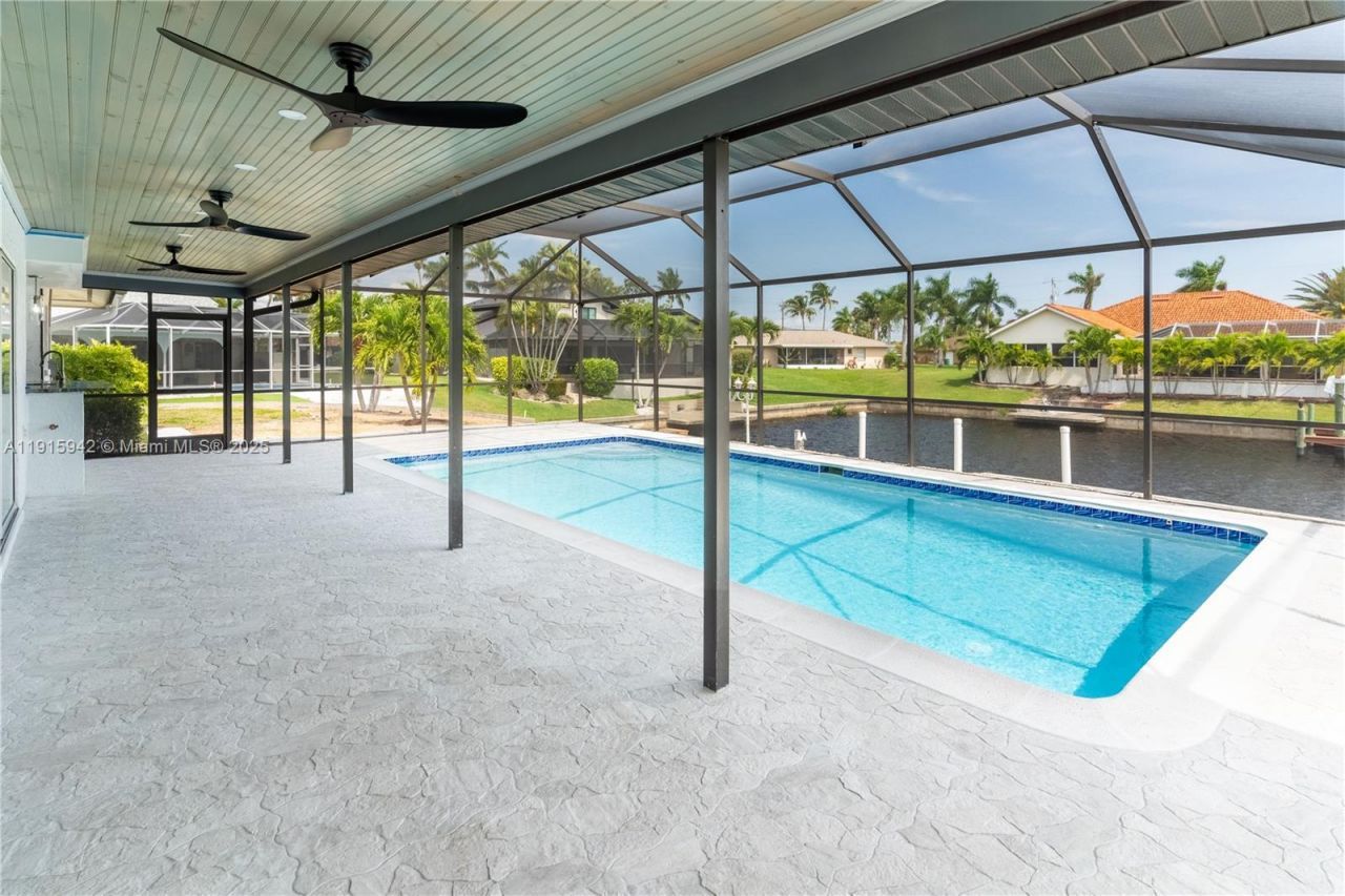 3405 SE 16th Pl., Cape Coral, FL 33904 Photo