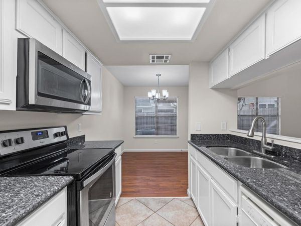512 Eberhart LN, Unit 1402, Austin, TX 78745