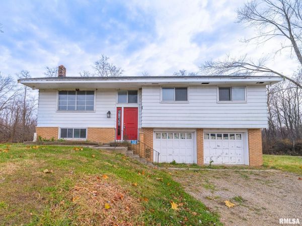 288 State Route 89 Road, Washburn, IL 61570