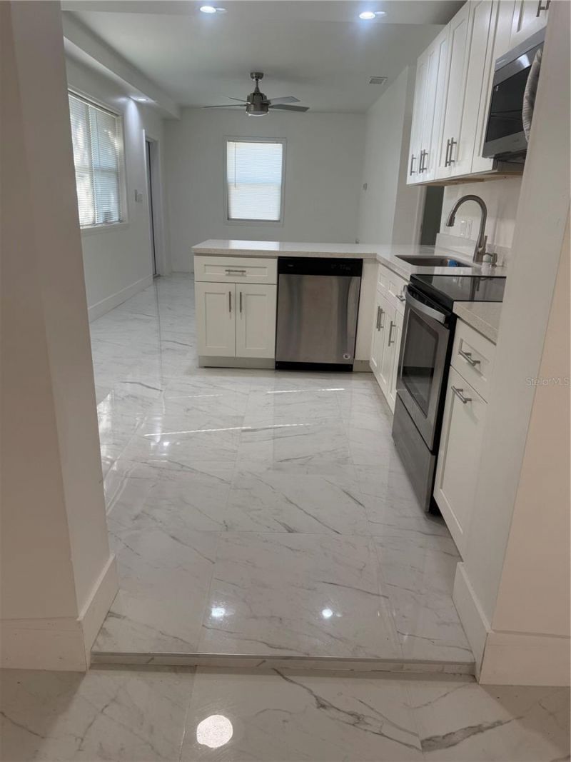 305 Ann Street, Edgewater, FL 32132 Photo