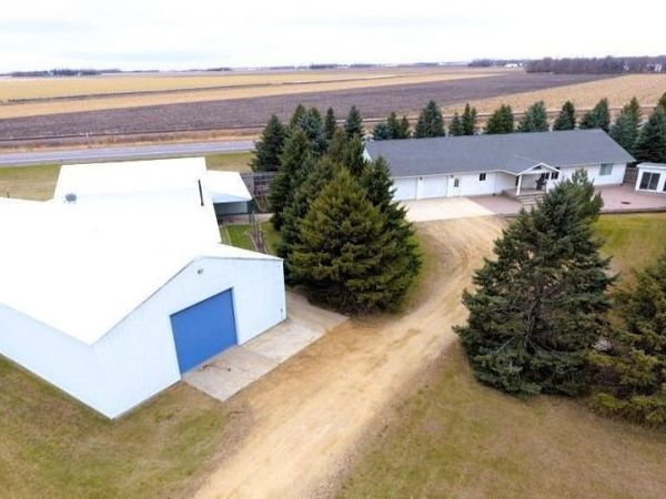 1318 161st Street, Holland, MN 56139