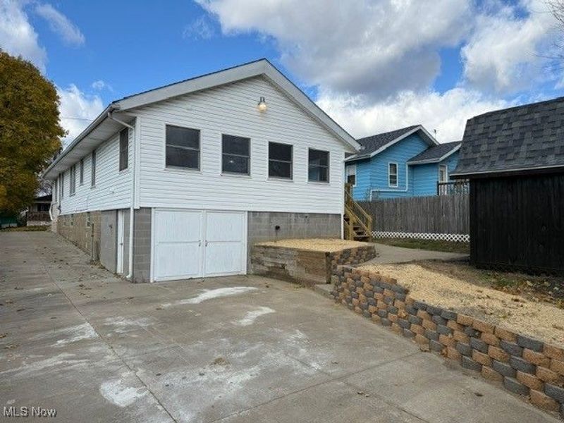 2679 Edwin Avenue, Akron, OH 44314 Photo 2