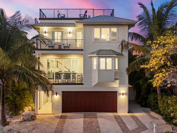 108 11TH STREET S, BRADENTON BEACH, FL 34217