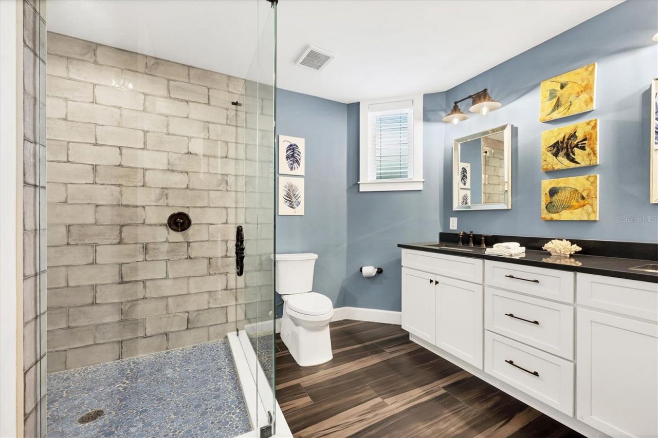 108 11th Street S, Bradenton Beach, FL 34217 Photo