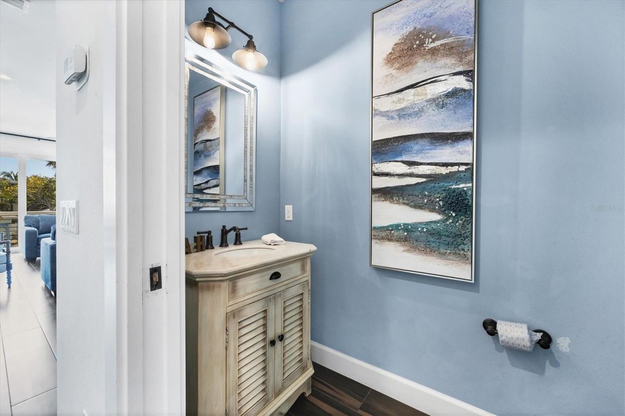 108 11th Street S, Bradenton Beach, FL 34217 Photo