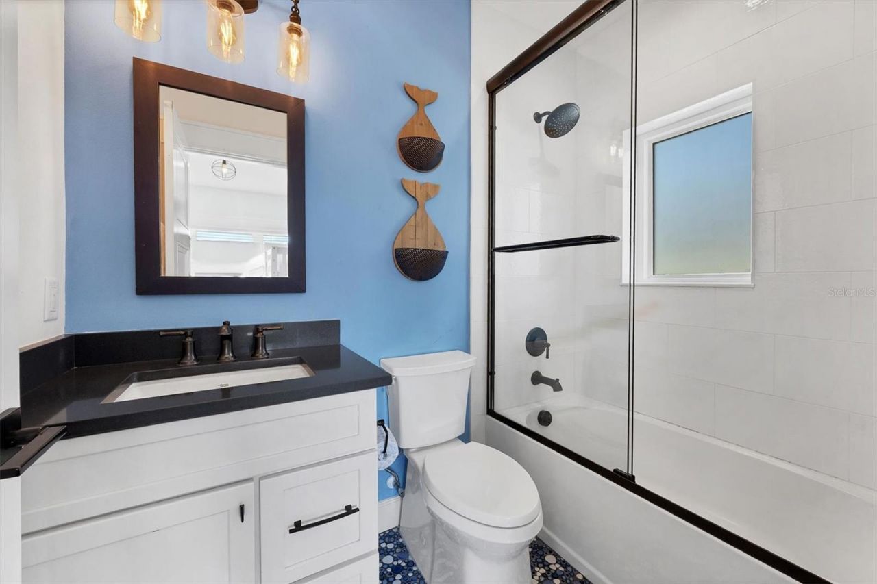 108 11th Street S, Bradenton Beach, FL 34217 Photo