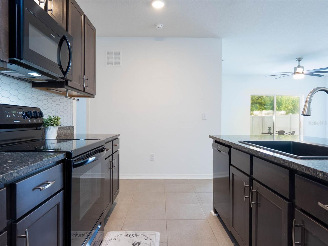 4126 Willow Hammock Drive, Palmetto, FL 34221 Photo