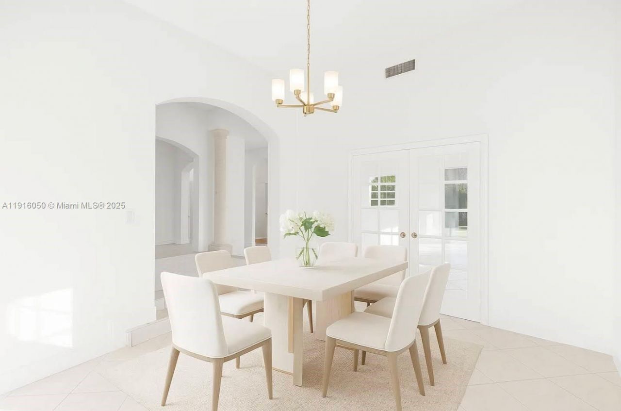 7830 NW 161st Ter, Miami Lakes, FL 33016 Photo