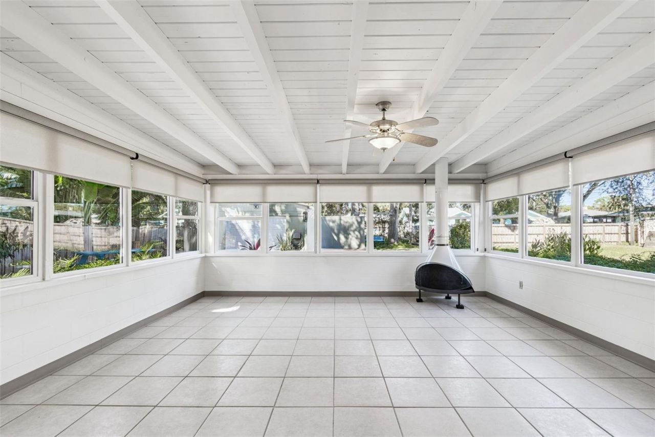 5819 27th Avenue S, Gulfport, FL 33707 Photo